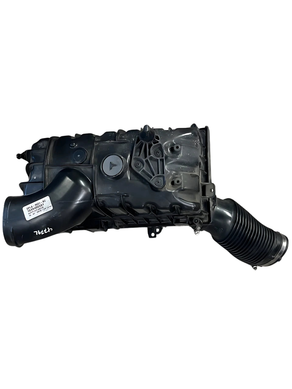Roverland Parts Discovery V6 Air Filter Box in black with connecting hose and mounting points