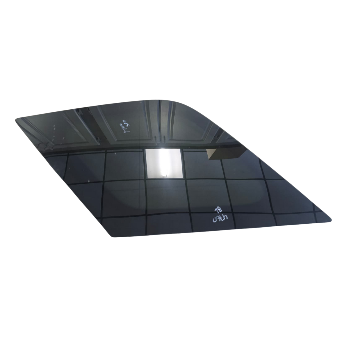 Roverland Parts Rear Quarter Glass for Enhanced Visibility and Style in Your Vehicle