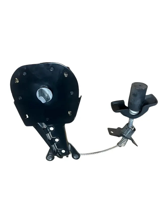 Roverland Parts black Spare Tire Winch with metal cable and mounting bracket for vehicle spare tire support