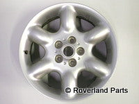 2002-2003 Land Rover Freelander SE 17-inch wheel RRC114810