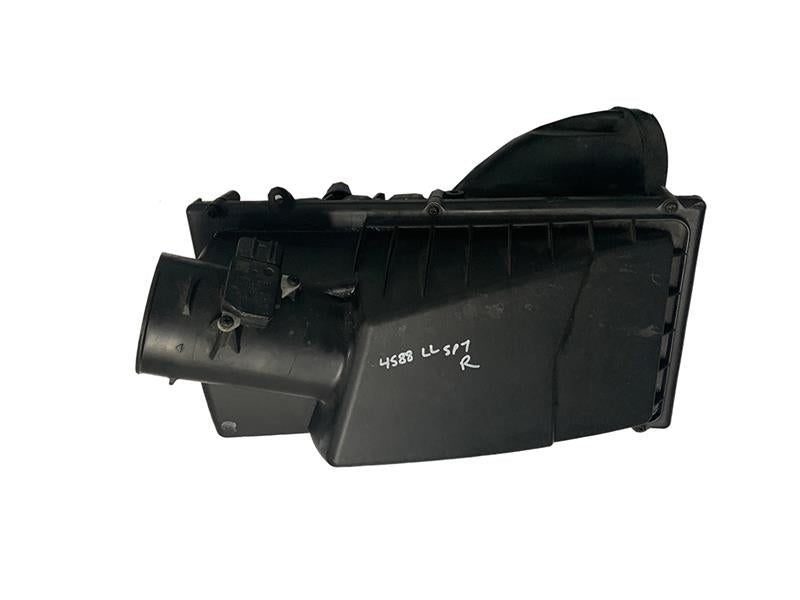 Range Rover Air Cleaner Box replacement part for engine air filtration system