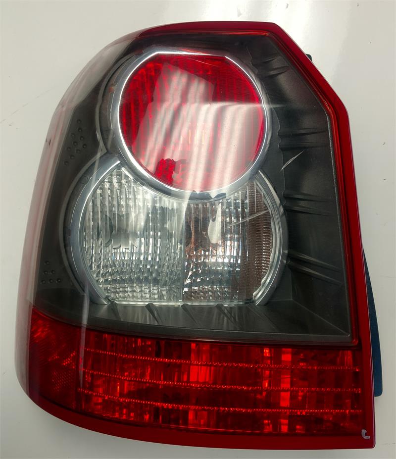 LR2 Parts red and clear automotive Tail Light assembly for vehicle replacement