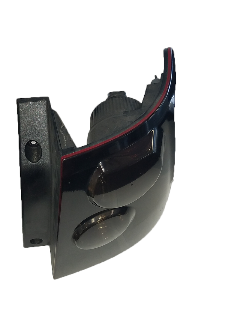 Range Rover tail light replacement part with red accents and black housing for rear vehicle lighting