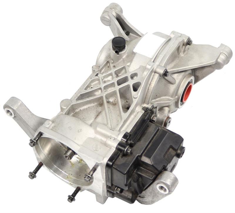 Land Rover Discovery Sport differential part in silver metal for vehicle drivetrain replacement