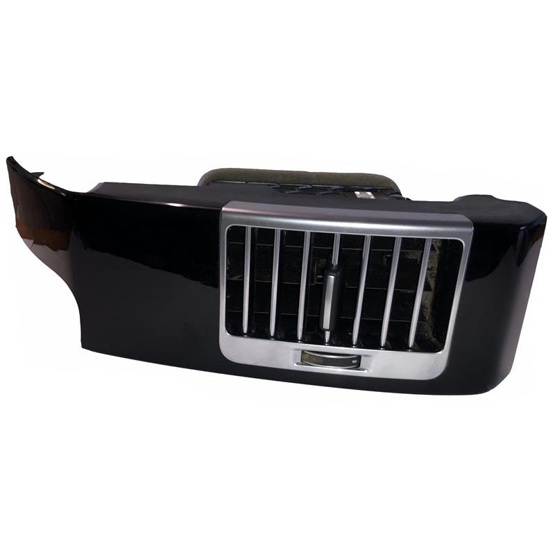 Land Rover Range Rover Parts black vent with silver trim for vehicle air circulation