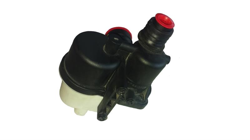 Black and white Range Rover Detection Pump with red caps for vehicle fluid management