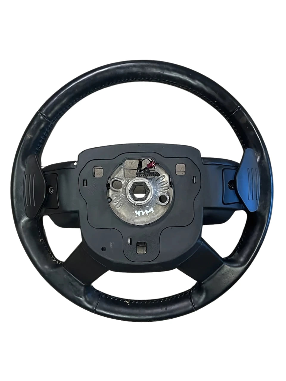 Black leather Discovery Steering Wheel with central mounting hub and control buttons