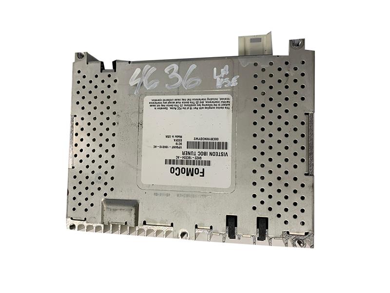 Range Rover radio control module part by Fomoco for vehicle audio system replacement