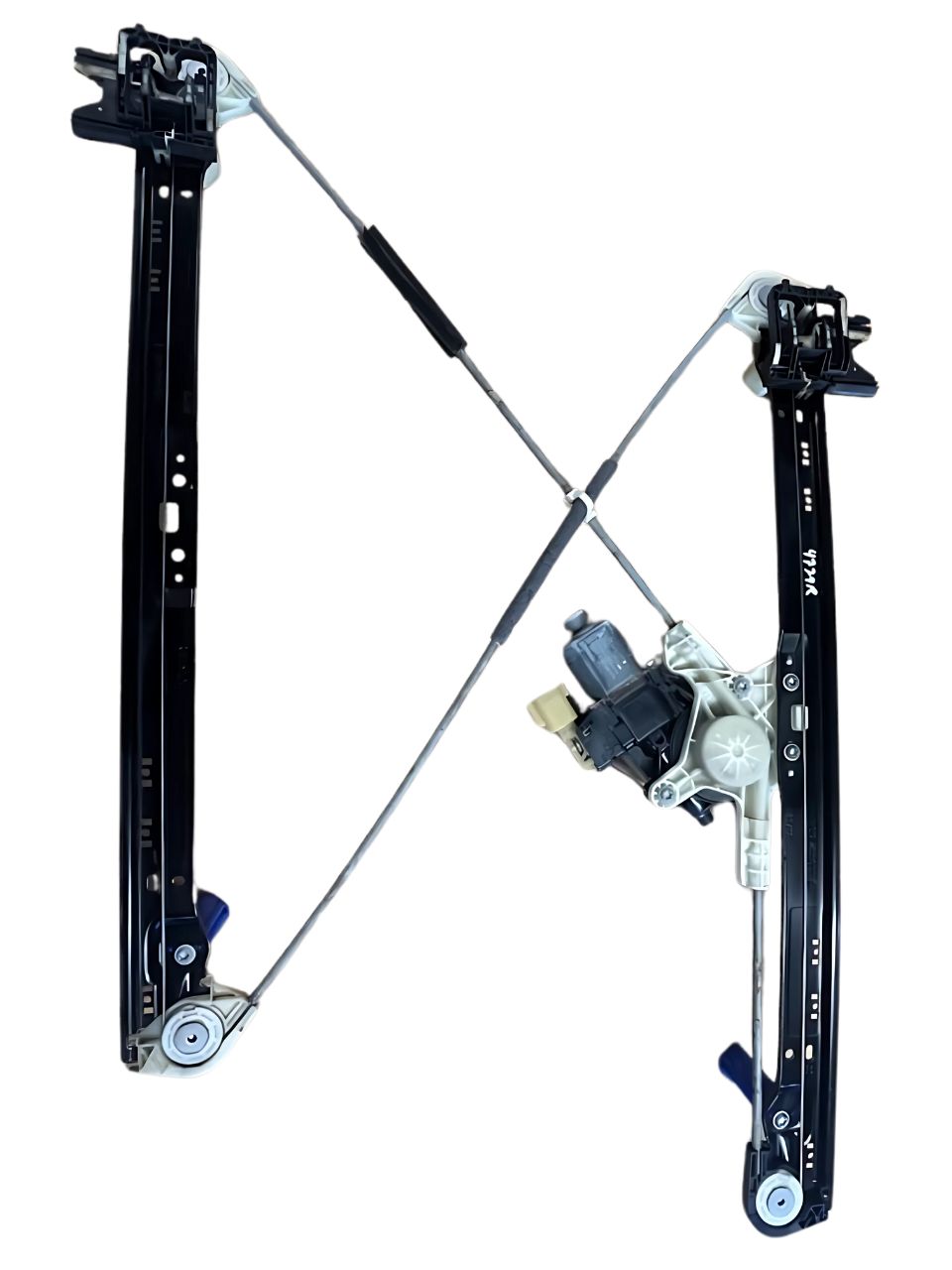 Front Right Window Regulator Motor for Range Rover Parts by Roverland Parts with metal frame and motor assembly