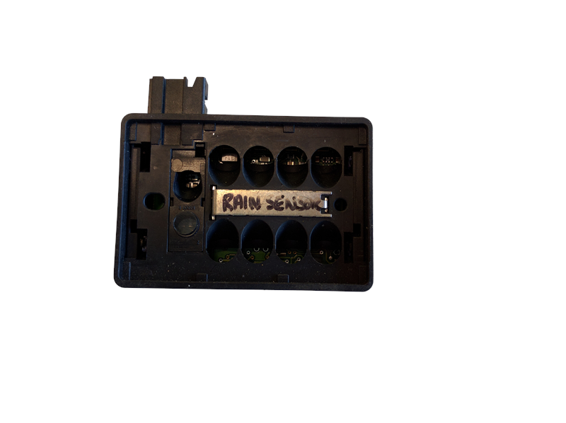 LR3 LR4 Parts black electronic Rain Sensor module for vehicle systems replacement