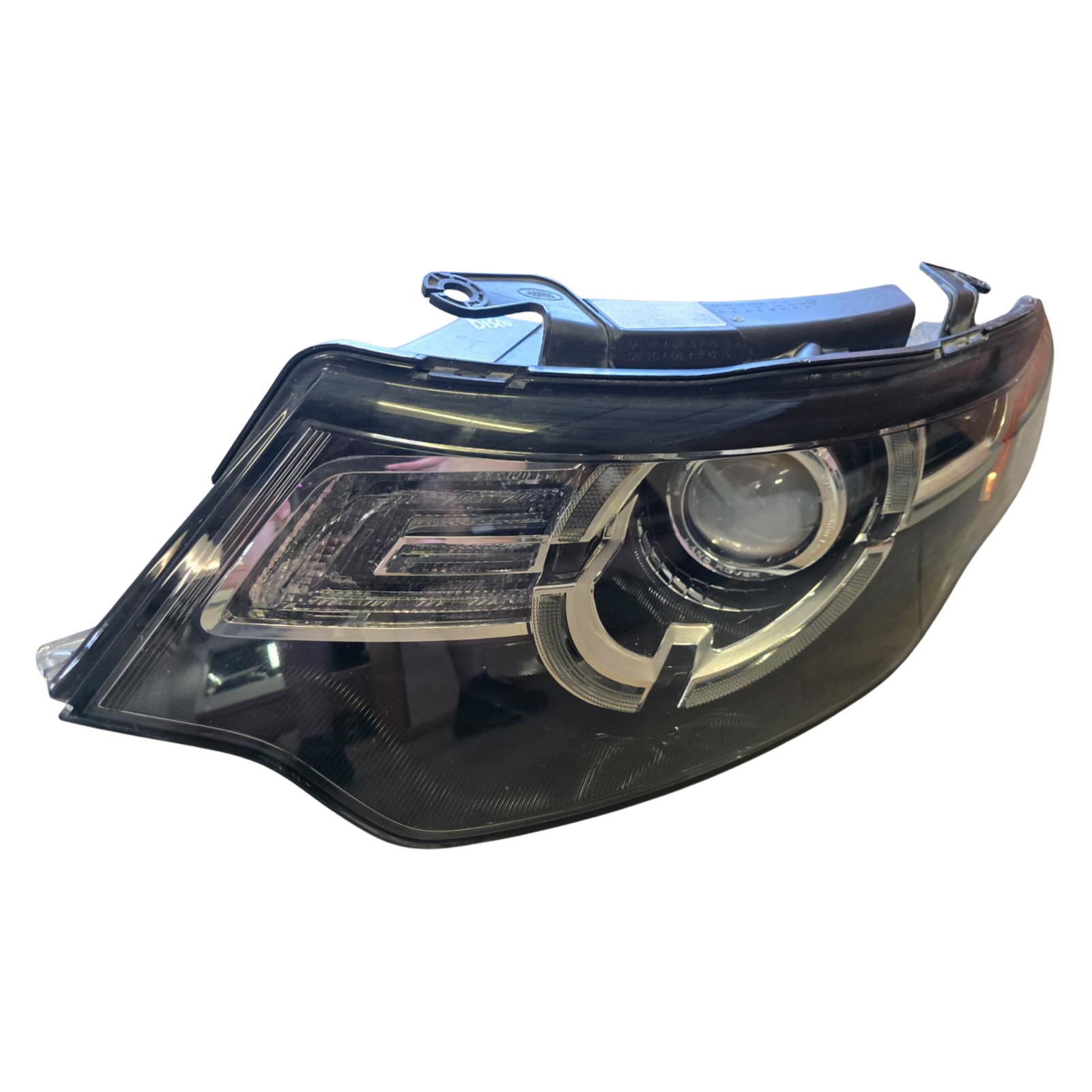 Roverland Parts Headlight with Precision Engineering for Enhanced Visibility and Safety