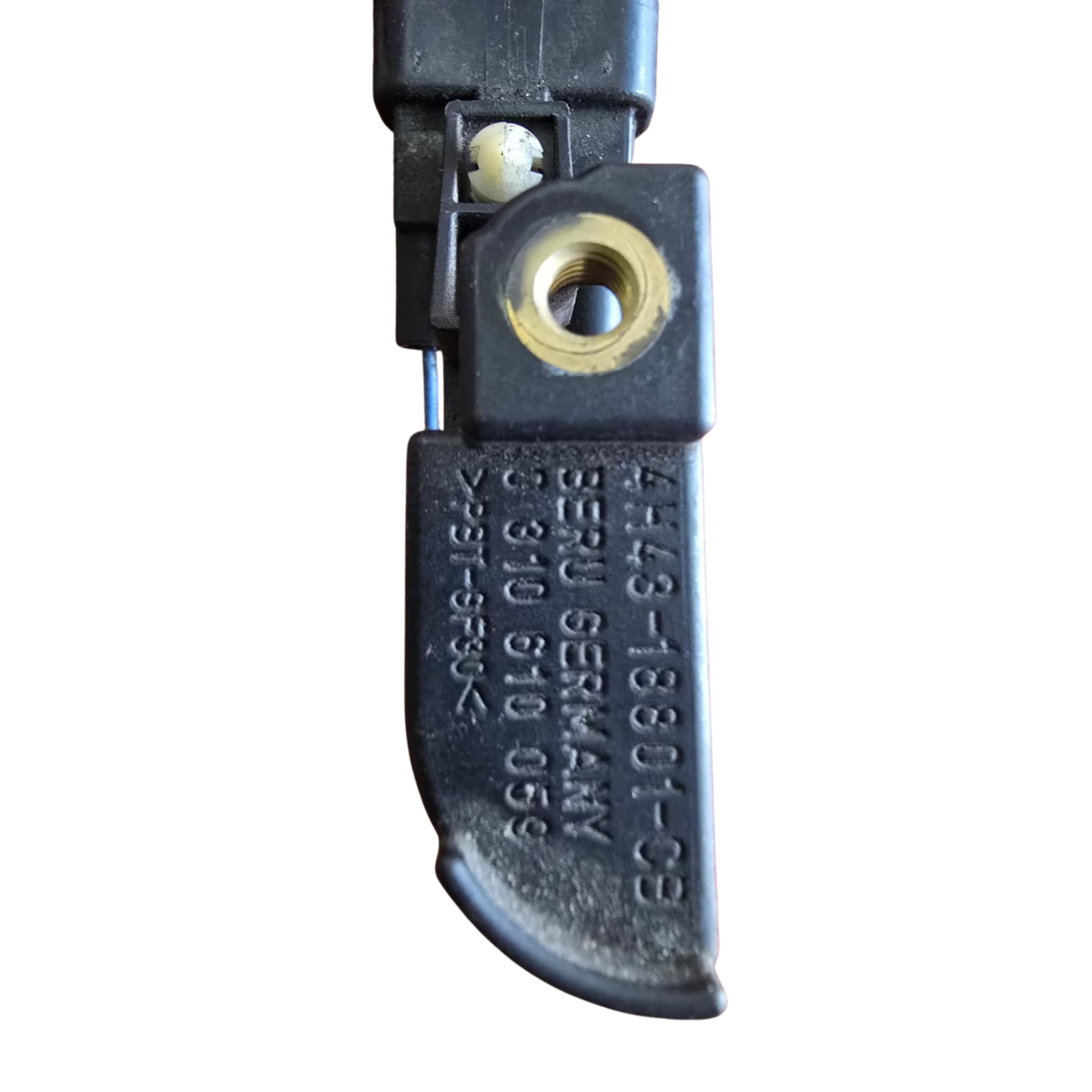 Roverland Parts Ignition Component with Multi-Wire Connector for Vehicle Electrical Systems