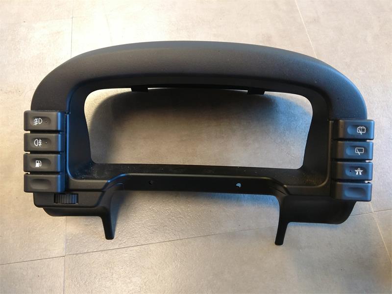 Discovery Parts black Instrument Surround with integrated control buttons for vehicle dashboard