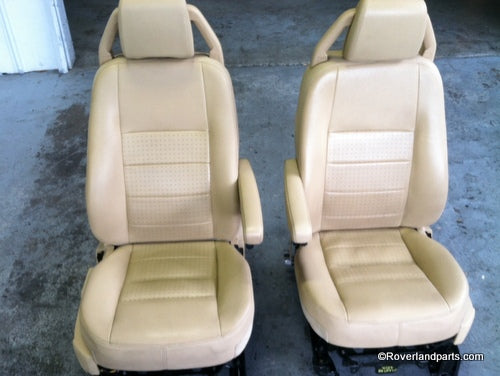 2005-2009 LR3 Front Seats Tan Leather pair of tan leather front seats for LR3 vehicle