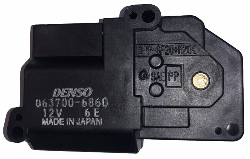 Black Land Rover Discovery Parts electrical component made by Denso with part number 063700-6860