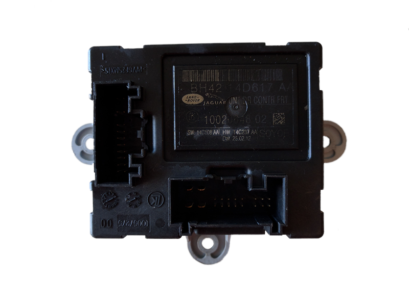 Black LR3 &amp; LR4 Parts Control Module with connectors for vehicle electronic systems
