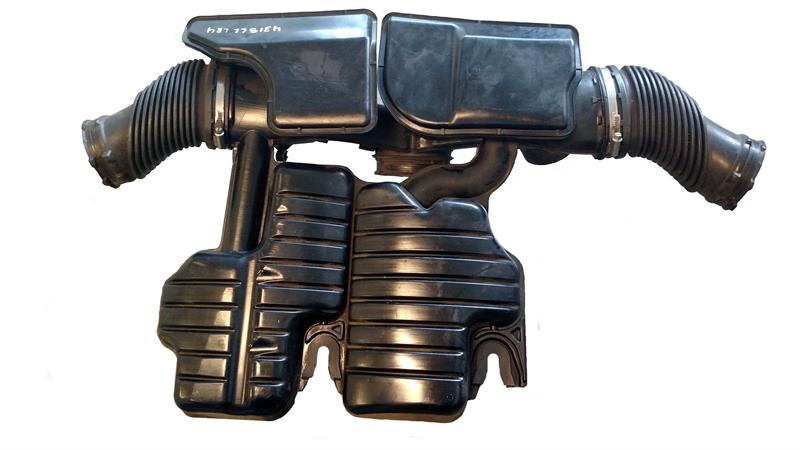 Black LR4 Resonator automotive part with dual flexible hose connectors for LR3 and LR4 models