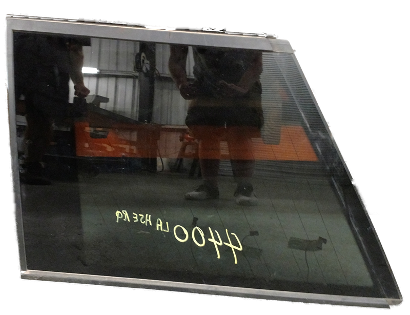 Range Rover Quarter Glass replacement part with tinted finish for side window