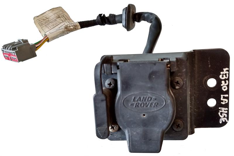 Range Rover electrical connector part with wiring harness for vehicle repair replacement