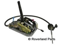 2003 Range Rover transmission shifter assembly with cable and mounting components