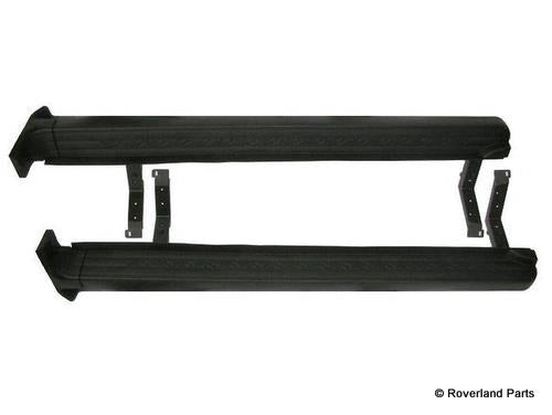 Pair of black Discovery II running boards with mounting brackets for vehicle side steps