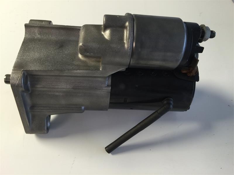 LR2 Parts Starter Motor with metal housing and wiring for vehicle engine starting