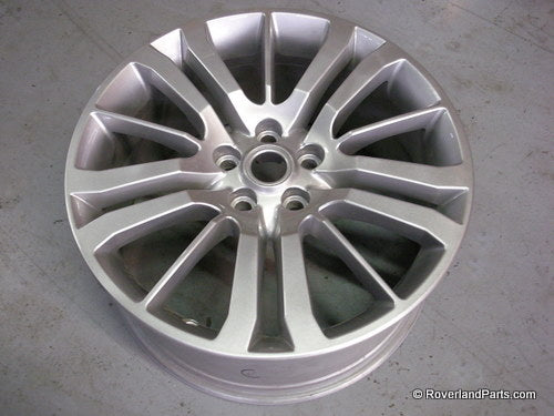 Range Rover Wheel Sport Supercharged silver alloy rim with multi-spoke design for premium vehicle upgrade